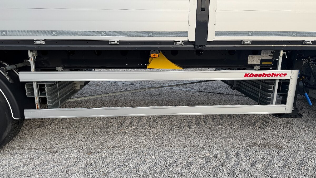 Naves Kässbohrer Modell XS MAXIMA - 10