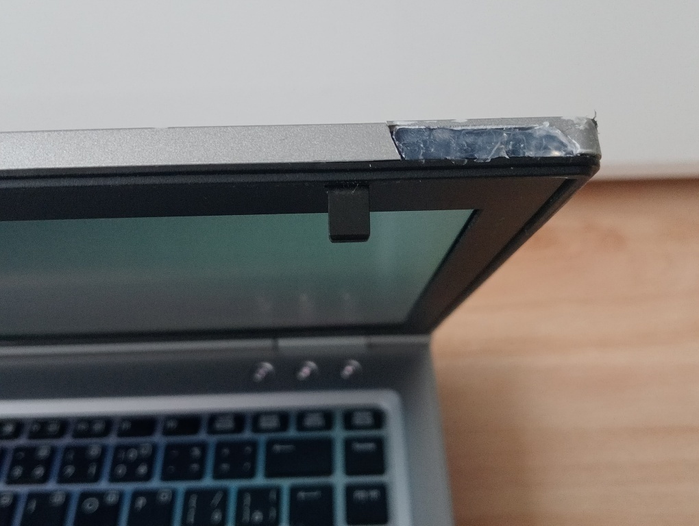 predám ntb HP elitebook 8470p / 4gb ram / Intel core i5- - 10