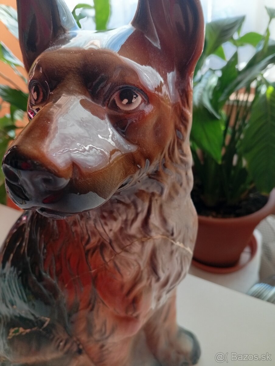 Košík a keramický pes - 10