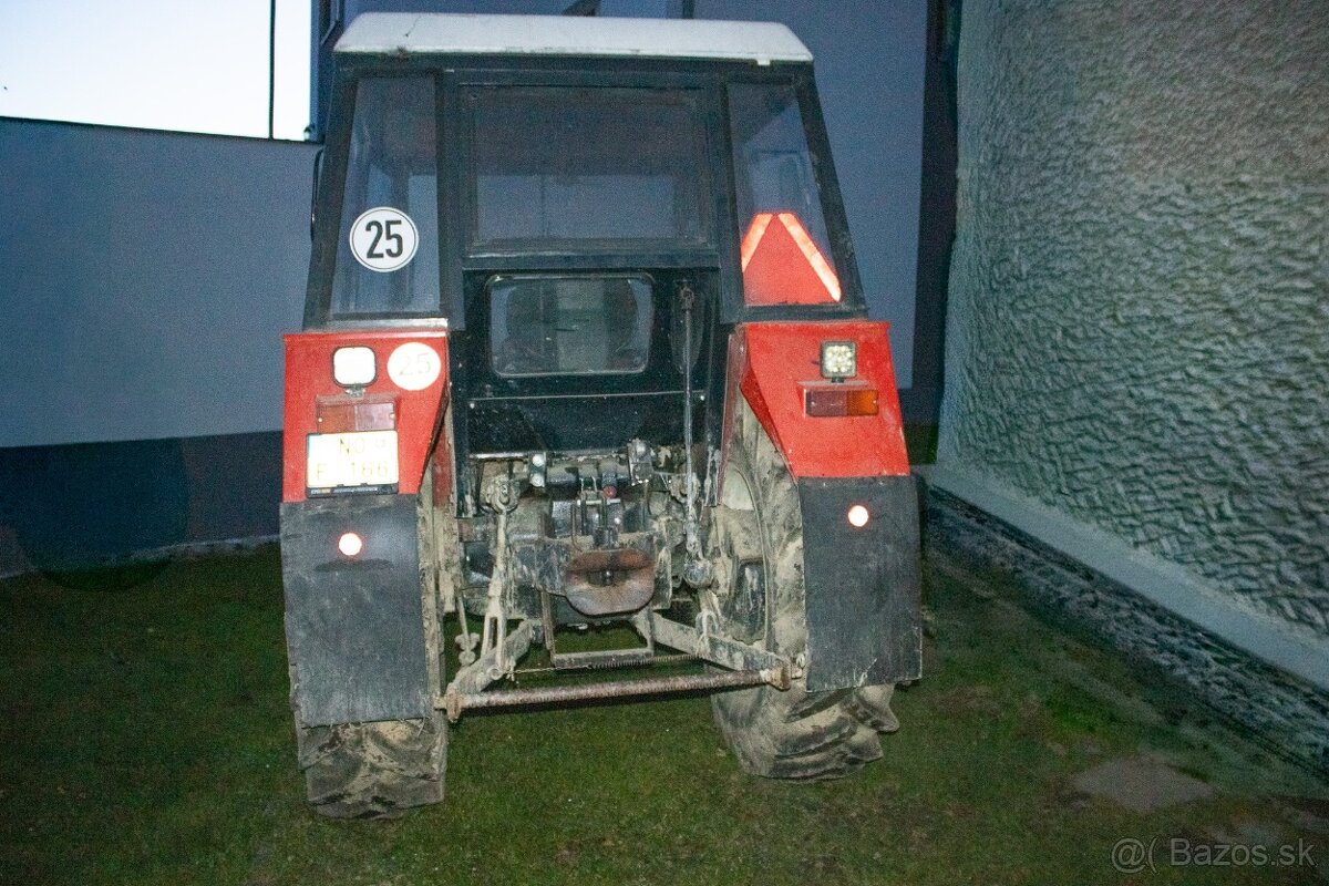 Zetor 7011 Traktor - 10