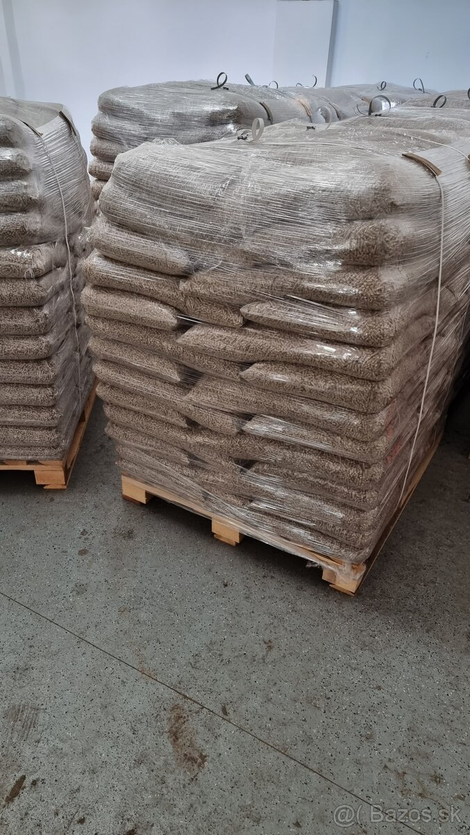 Pelety A1, HD+, A1+, Smrek, Dub, Borovica, Buk, Uhlie - 10