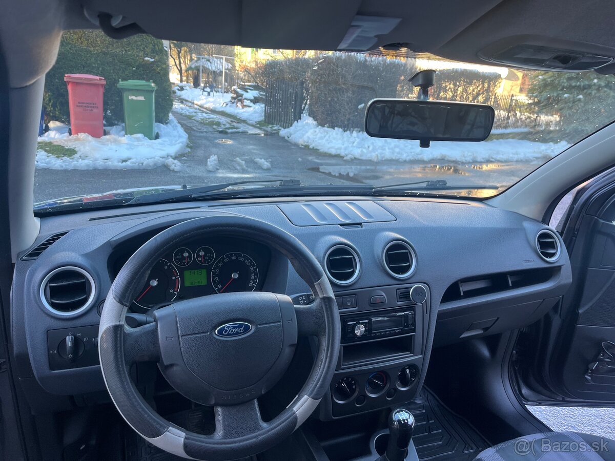 Ford Fusion 1.4 TDCi - 10