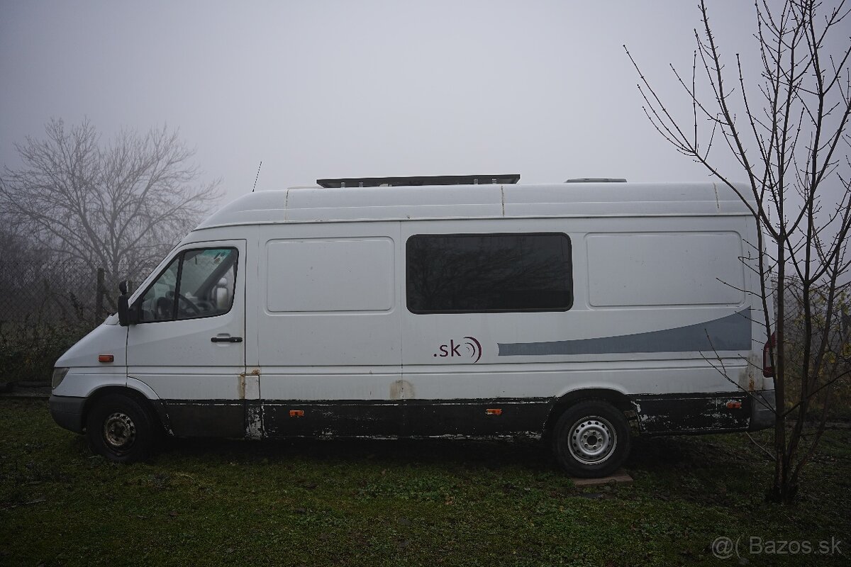 Obytná dodávka Mercedes Benz Sprinter - 10