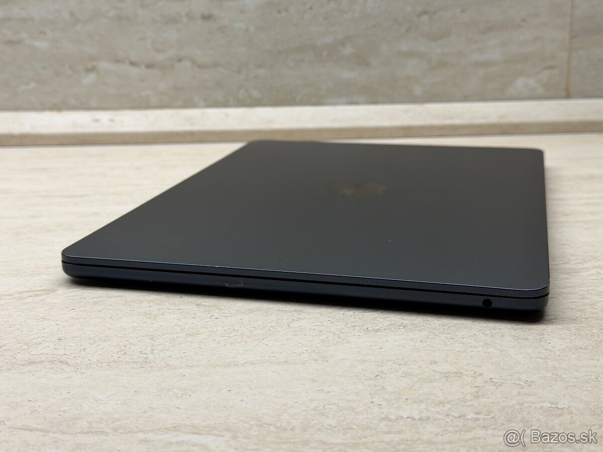 MacBook Air 13,6" M2, 8GB, 512GB, Midnight - 10