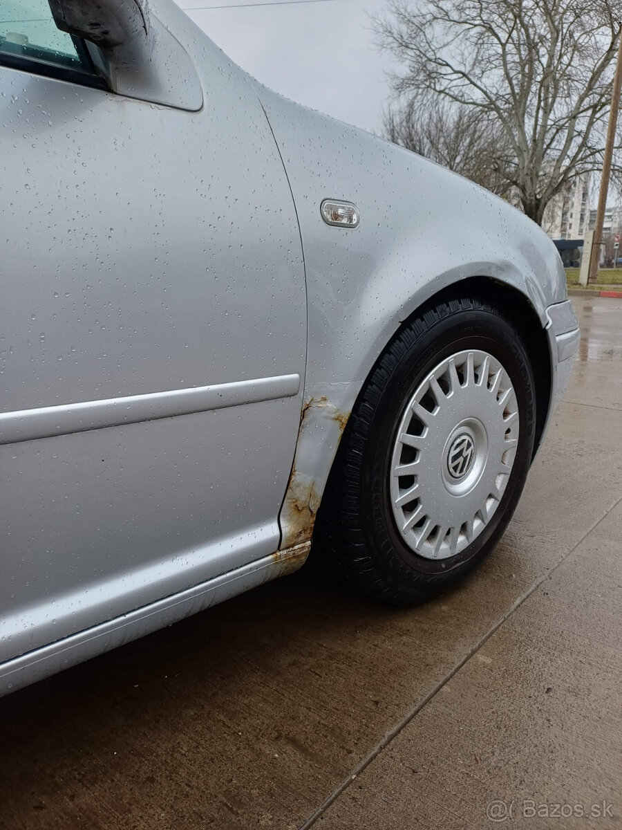 Volkswagen Golf 4 1.6 77 kw benzin 2003 - 10