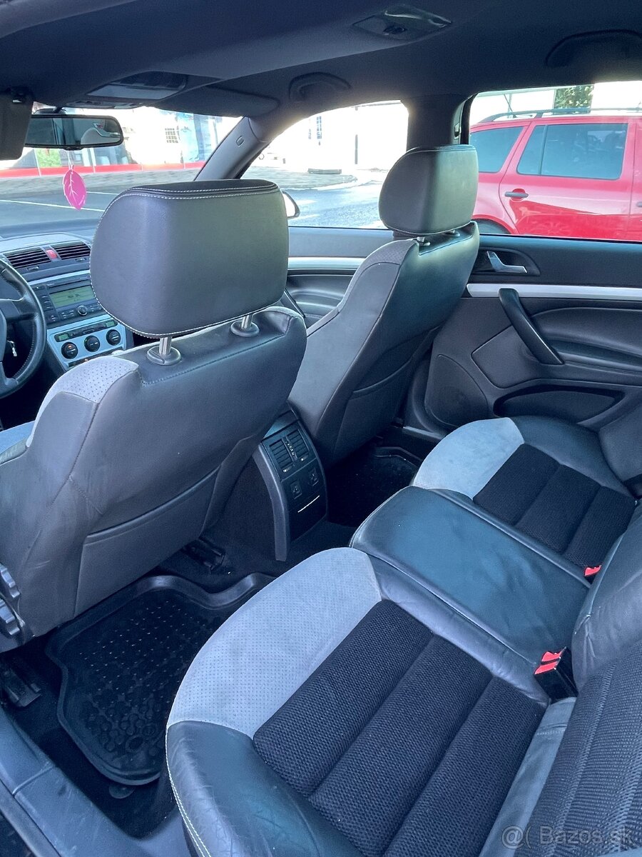 Skoda Octavia RS 2.0 TDi - 10