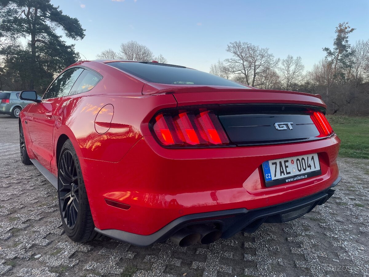 Ford Mustang GT 2018 - 10