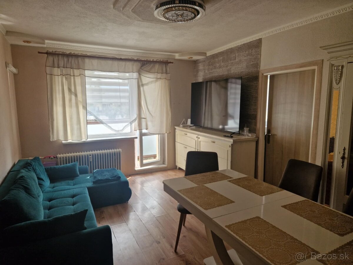 Na predaj prerobený 3 izbový byt Prievidza - 10