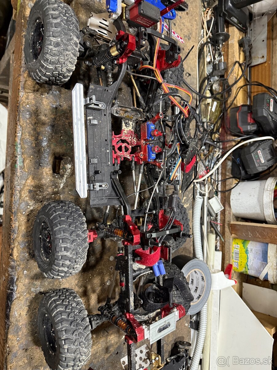 RC crawler 1:10 - 10