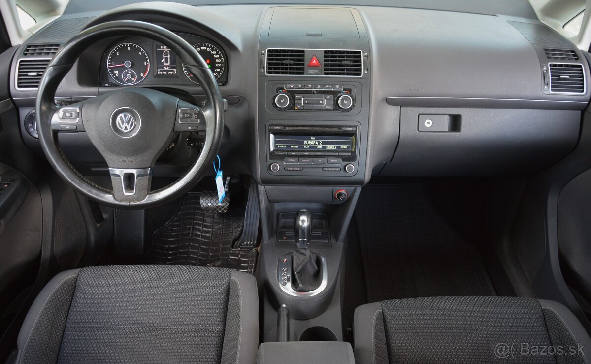 Volkswagen Touran 1.60 TDI , 1. majiteľ, Sr. voz, automat, 7 - 10