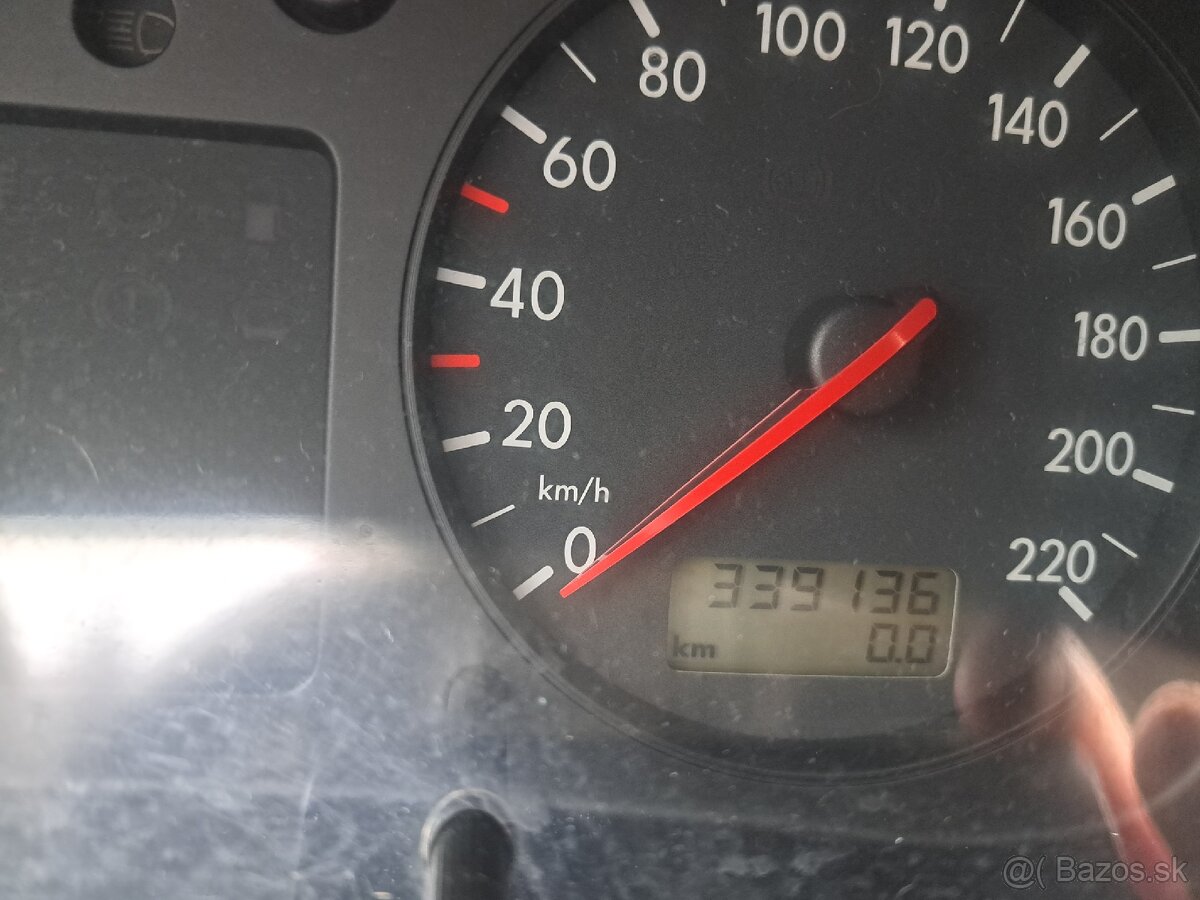 Predám volkswagen golf 4 1.9 TDI - 10