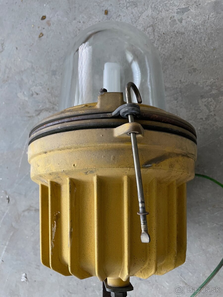 Priemyselné svetlá a lampy, lustre. - 10