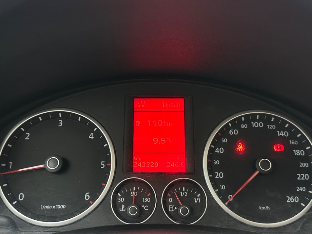 Volkswagen Tiguan 2.0 CR TDI 170k 4-Motion Sports Style - 10