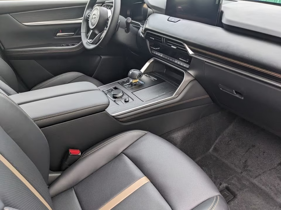 Mazda CX-80 2.5l PHEV HOMURA PLUS ODPOČET DPH - ZĽAVA 26.1% - 10