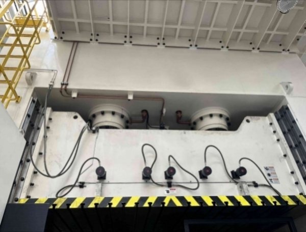 Rok výroby 2017, hydraulický lis PH-1000 od SIMPAC Korea - 10