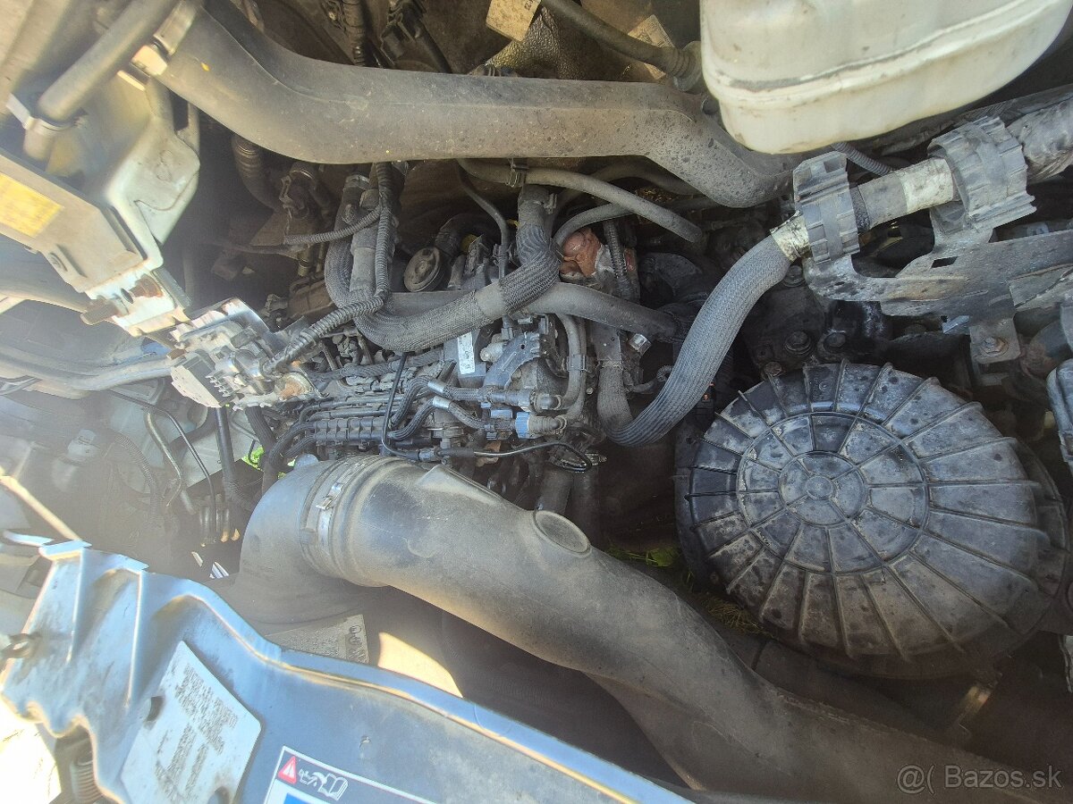 Peugeot Boxer 2.2 BlueHDi 121kW L4H3, poškodený motor - 10