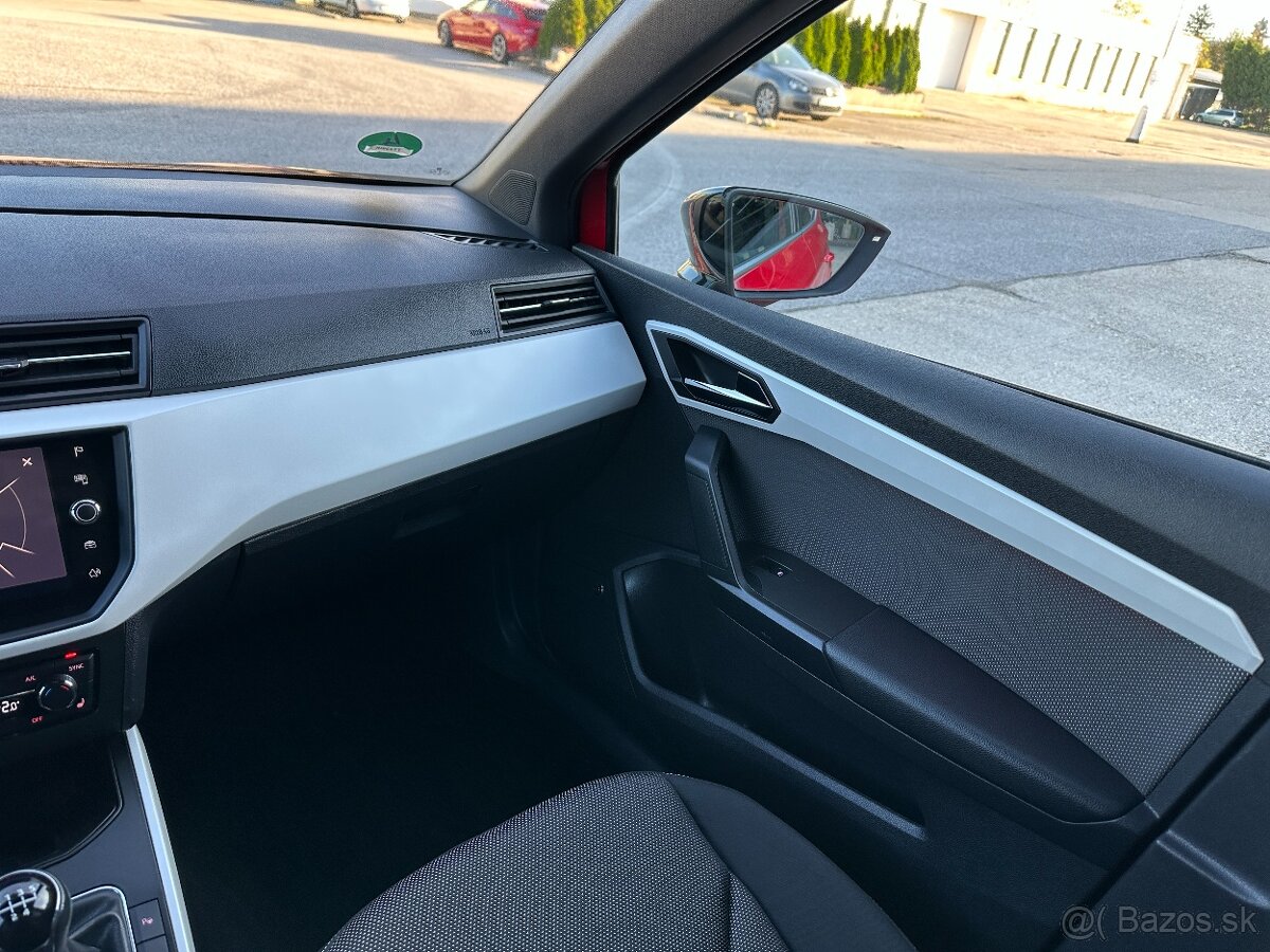 SEAT Arona 1.6 TDI XCELLENCE - 10