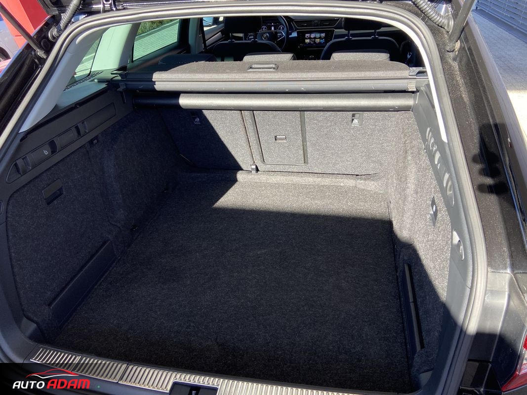 Škoda Superb Combi 2.0TDi 110kW DSG Ambition - 10