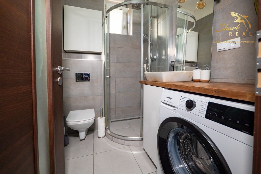 PRENÁJOM - 2. Izbový byt v centre mesta - 10