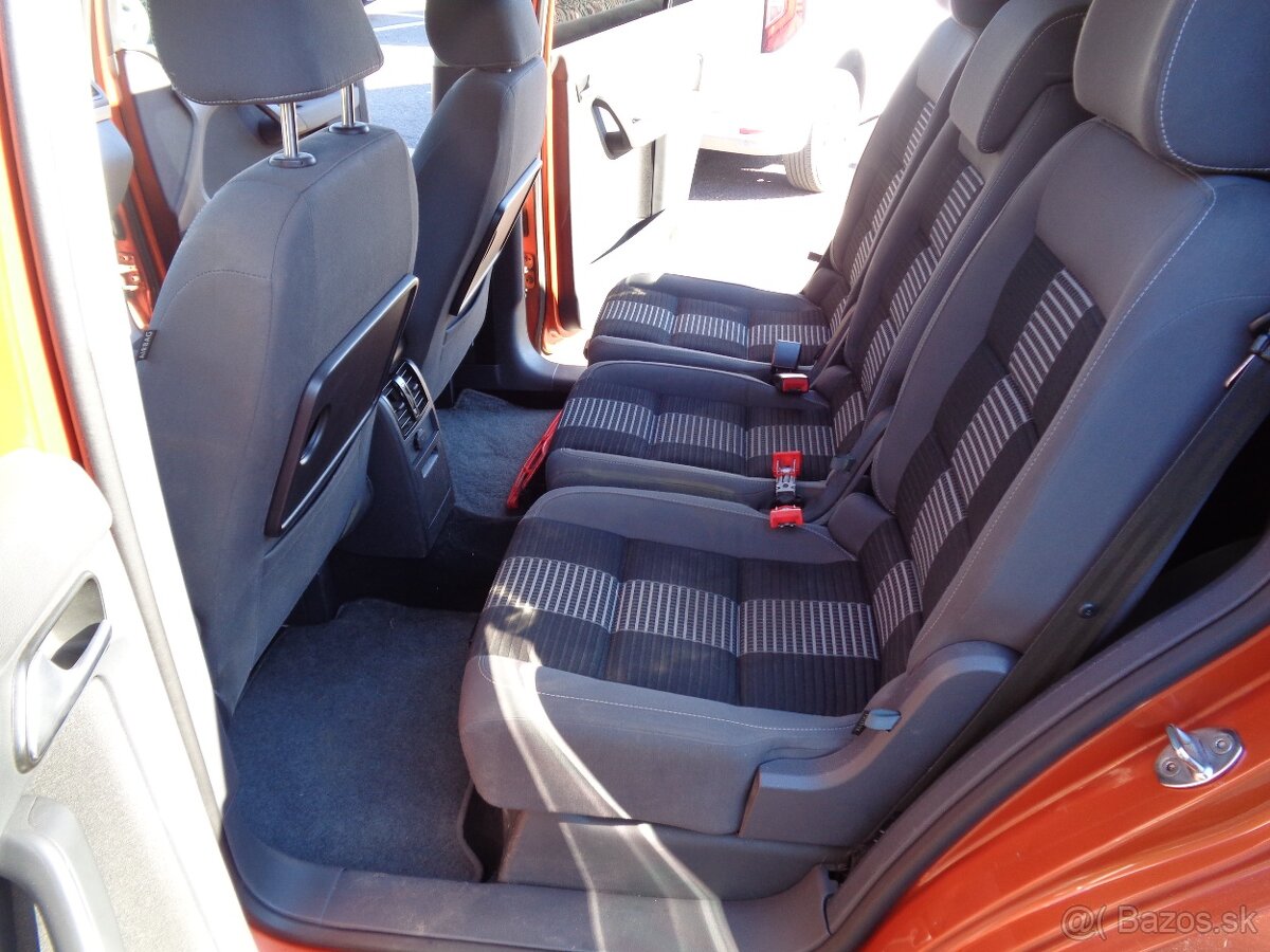 Volkswagen Touran 14.TSI Trend - 10