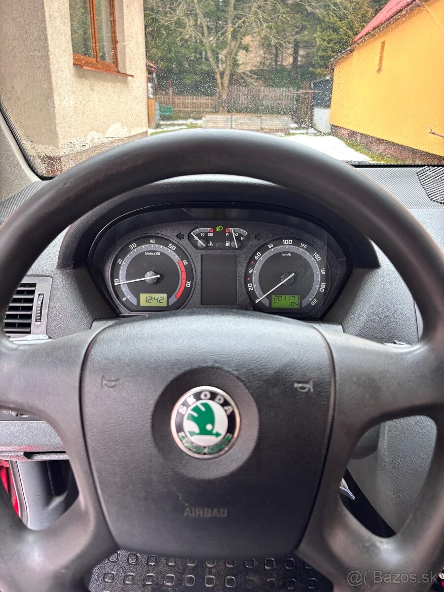 Škoda Fabia 1.2 HTP - 10