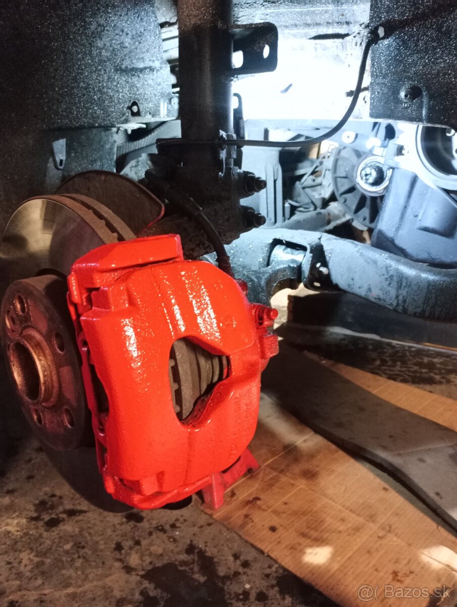 Volkswagen Transporter T5 1.9TDI 75kW - 10