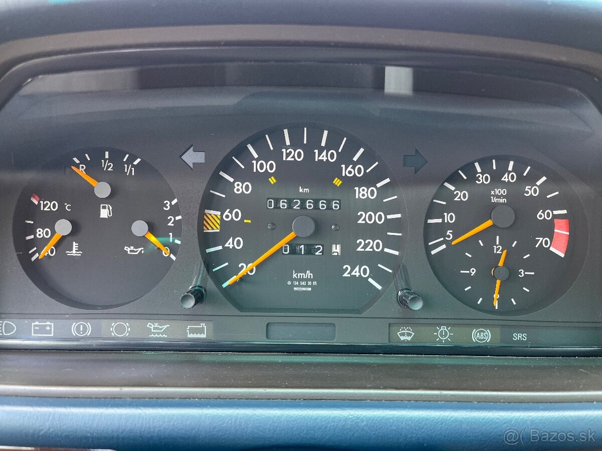 Mercedes W124 E220, 62666km - 10