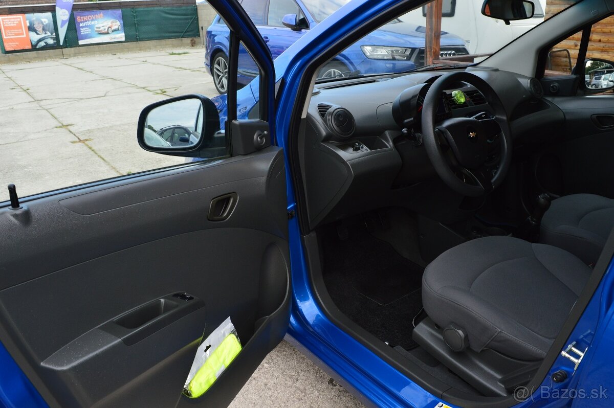 SPARK 1,0 16V 50kW M5 benzín rok 2011 - 10
