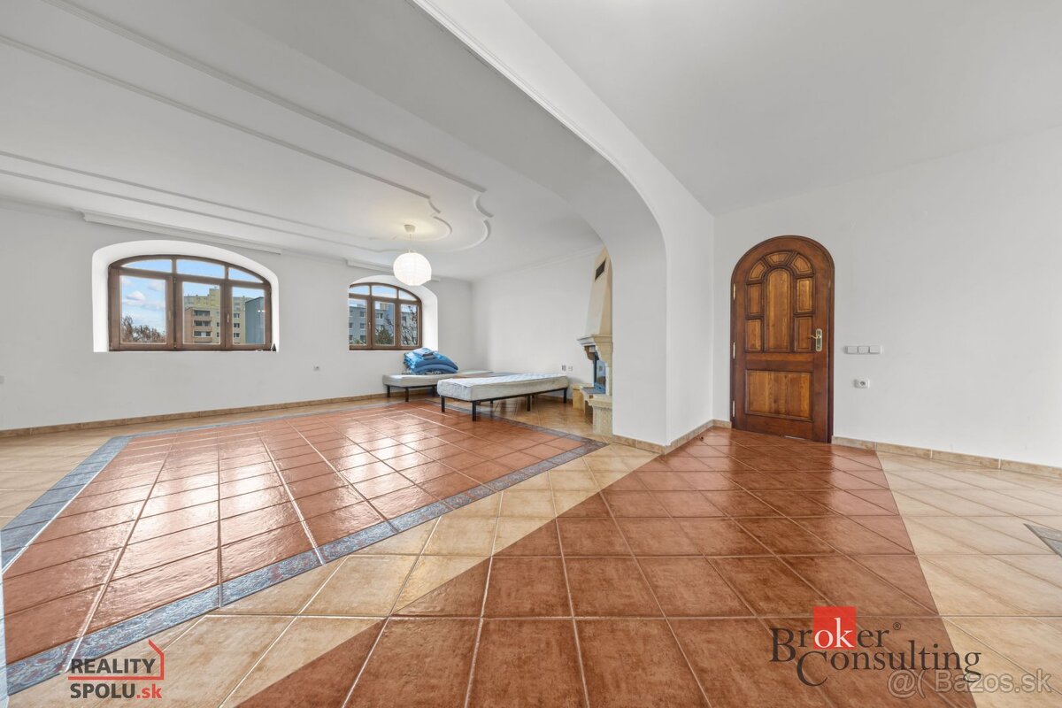 VILA v centre mestskej časti Rača - 10