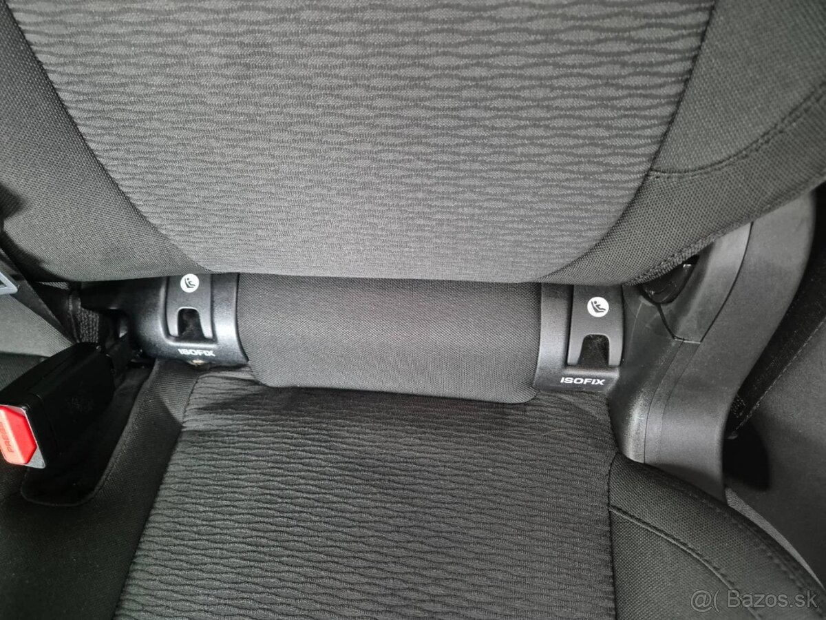 Land Rover Discovery Sport 2.0D D150 AWD A/T - 10