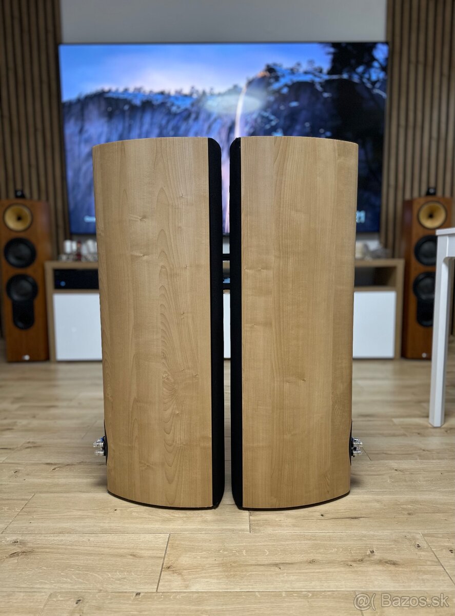 KEF IQ9 - 10