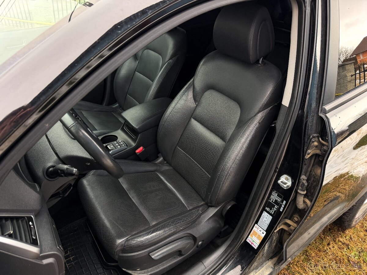 Hyundai Tucson 2.0 CRDi HP Premium 4x4 A/T - 10