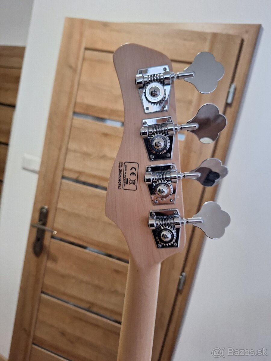 El.bass gitara Sire - 10