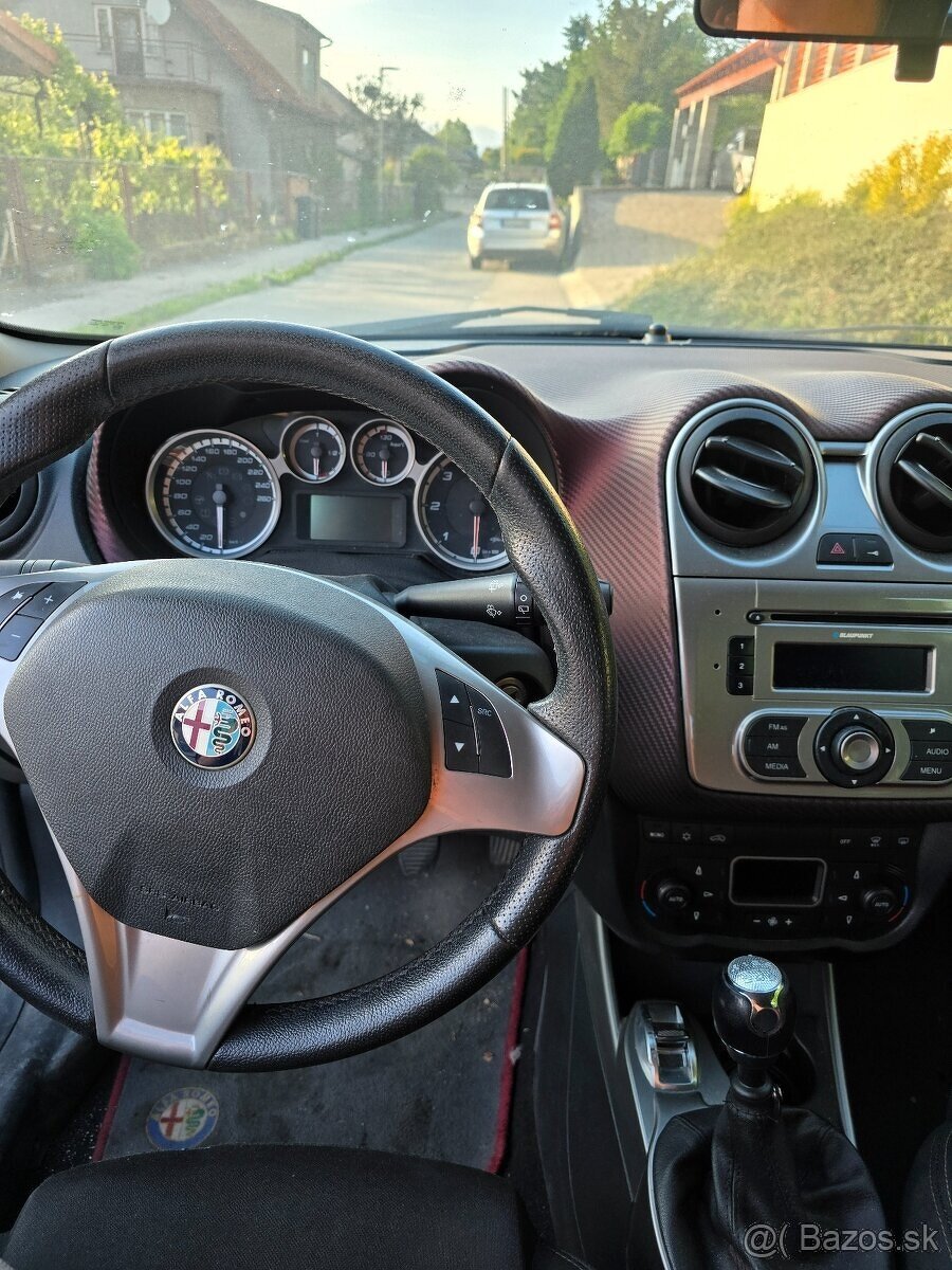 Alfa Romeo MiTo - 10