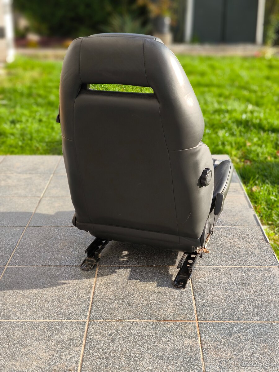 sedačky Nissan 300ZX z32 - 10