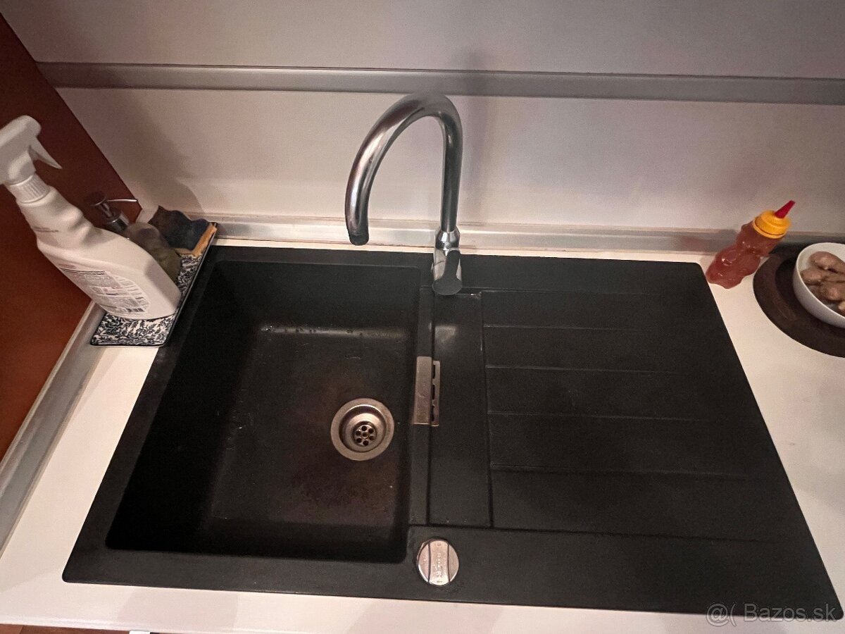 Kuchynská linka - 10