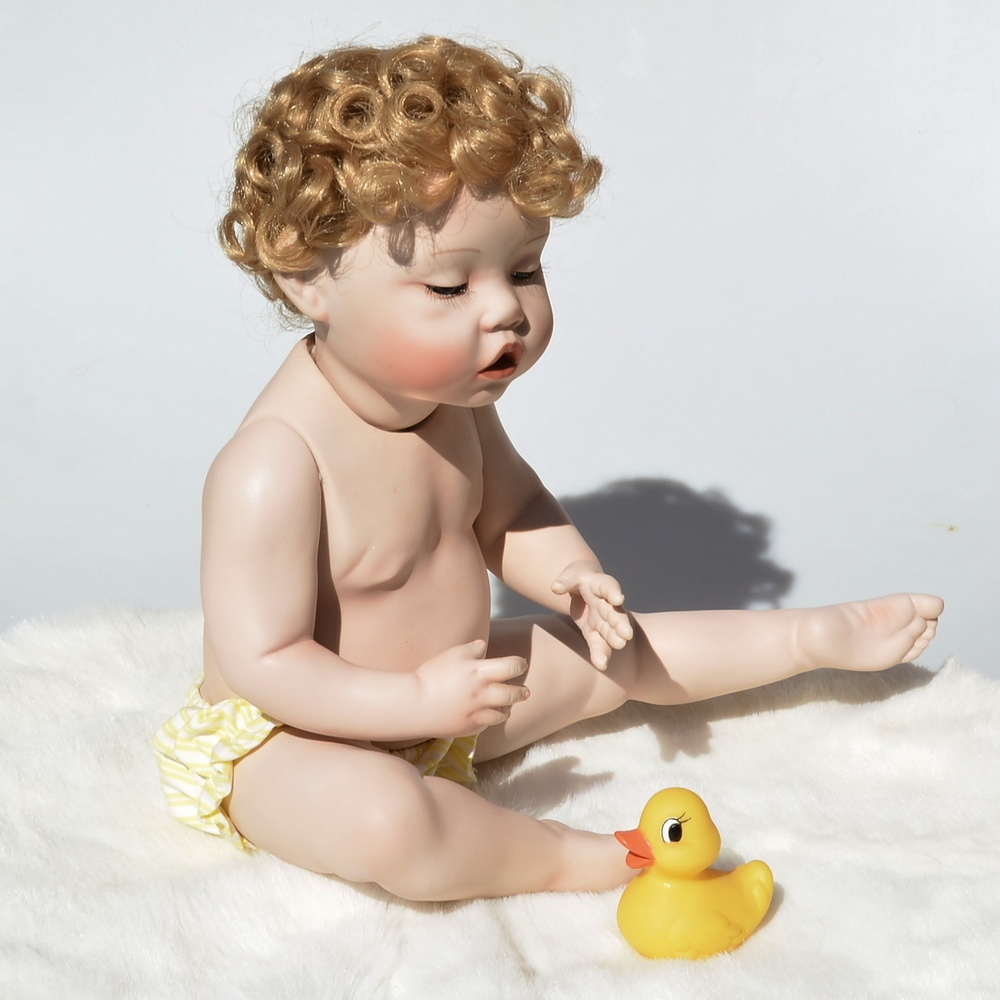 Porcelánová bábika +vanička +kačka +bublinky +kožušinka - 10