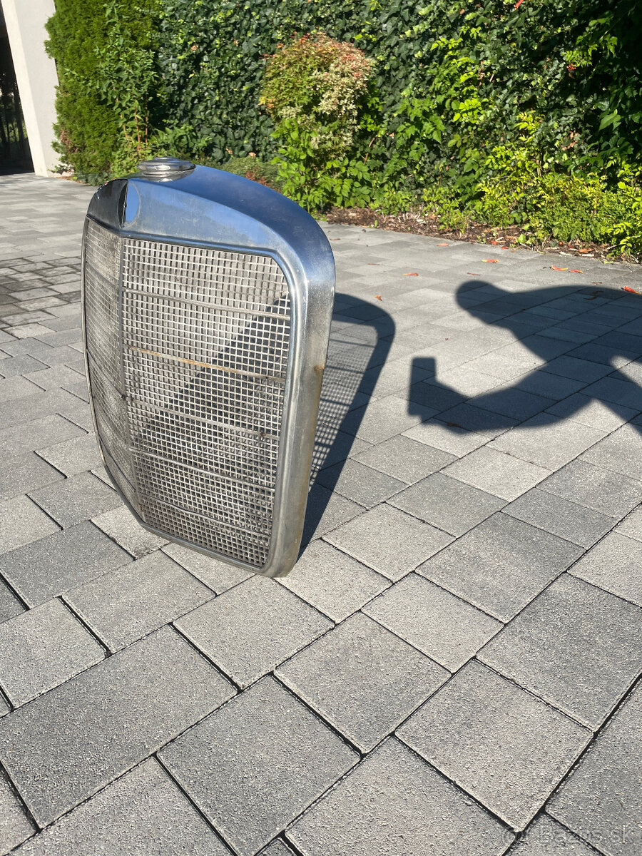 🚗 Predám originálnu masku Mercedes-Benz W110 (Heckflosse) - 10