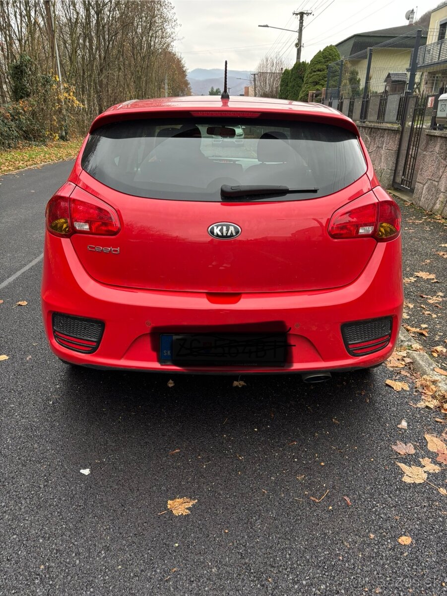 Predám KIA Ceed - 10