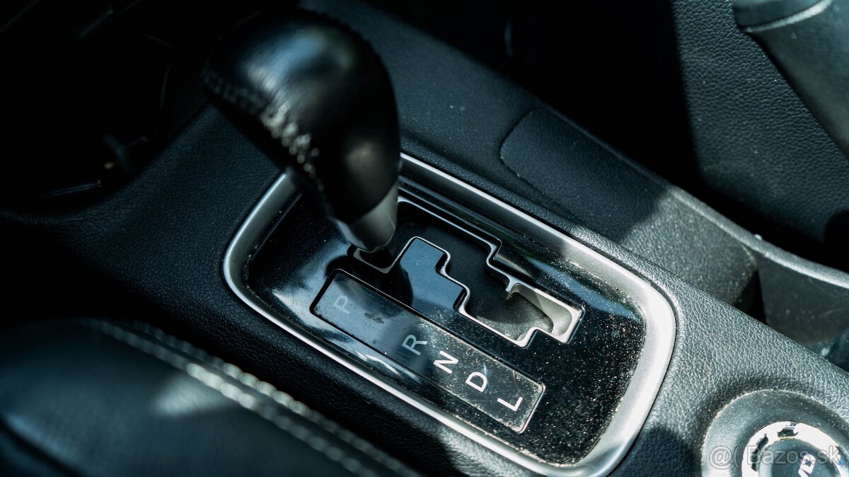 Mitsubishi Outlander 2.2 DI-D Instyle A/T - 10