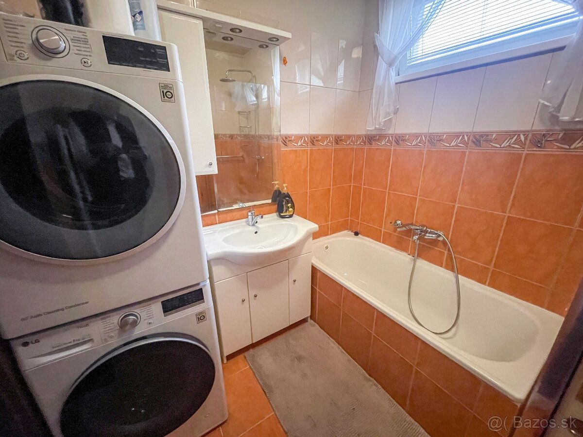 Exkluzívny trojizbový byt s balkónom na prenájom, Vráble - 10