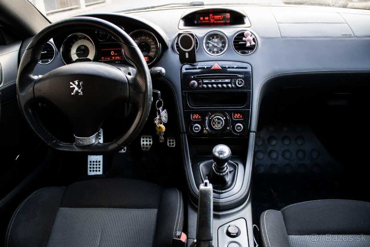 Peugeot RCZ 1.6 THP, 147kW (2012) - 10