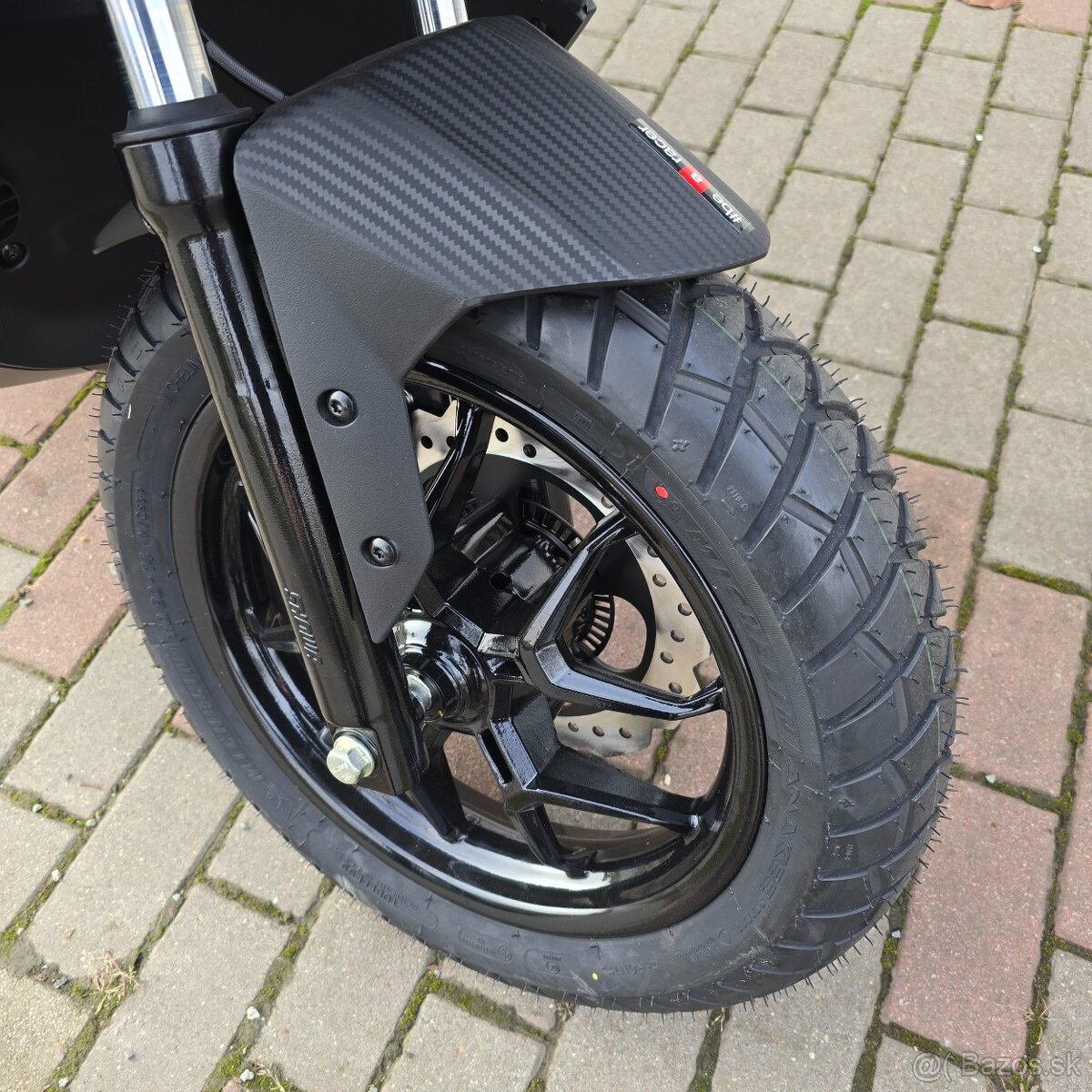 Aprilia SR GT 125 - 10