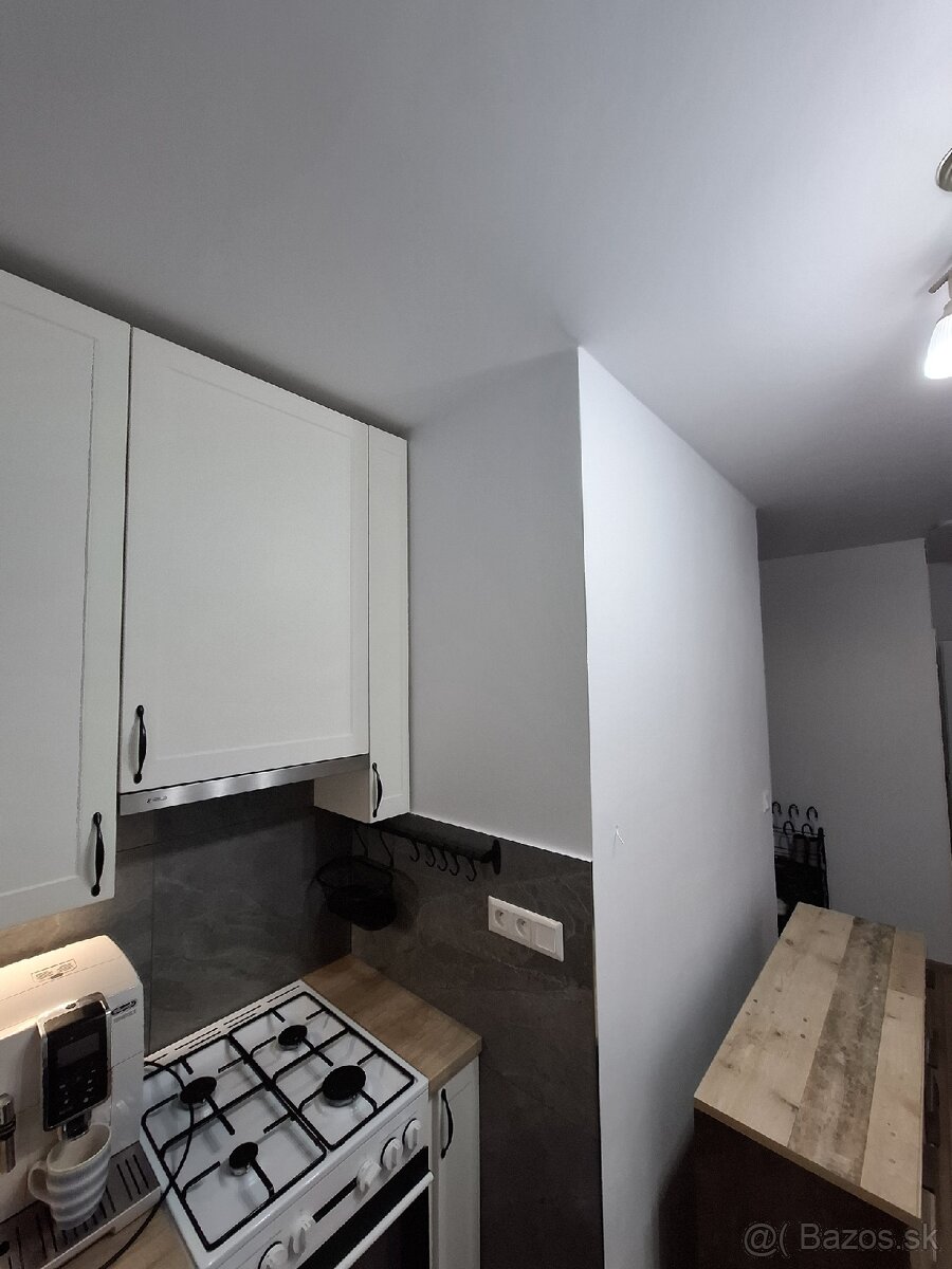 ✅️ Maľovanie interiérov - maliar - 10