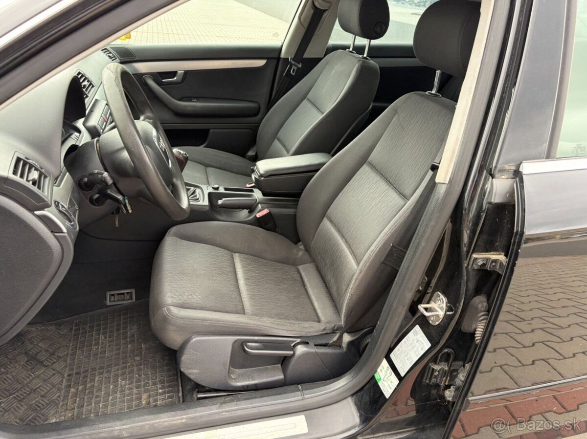 Audi A4 1.6i 75kw klima - 10