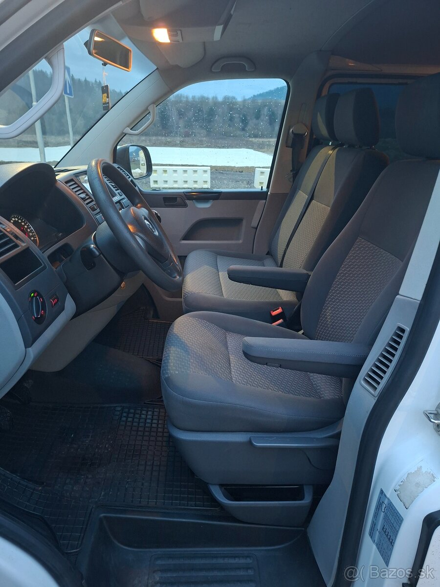 VW T5.1 Transporter - 10