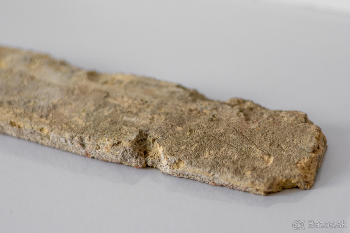 Ručne rezaný rustikálny tehlový obklad - krajný rez biely - 10