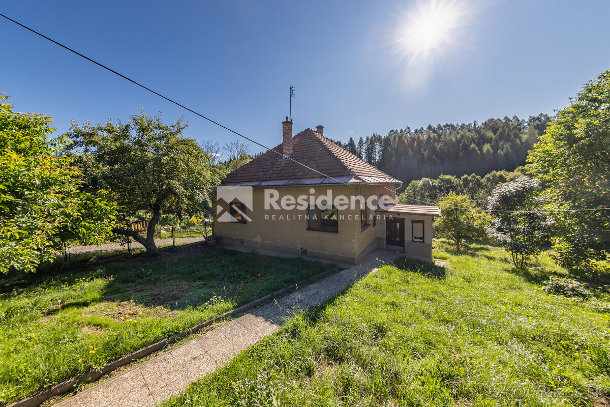 Výnimočná investičná príležitosť Rodinný dom s pozemkom 2712 - 10