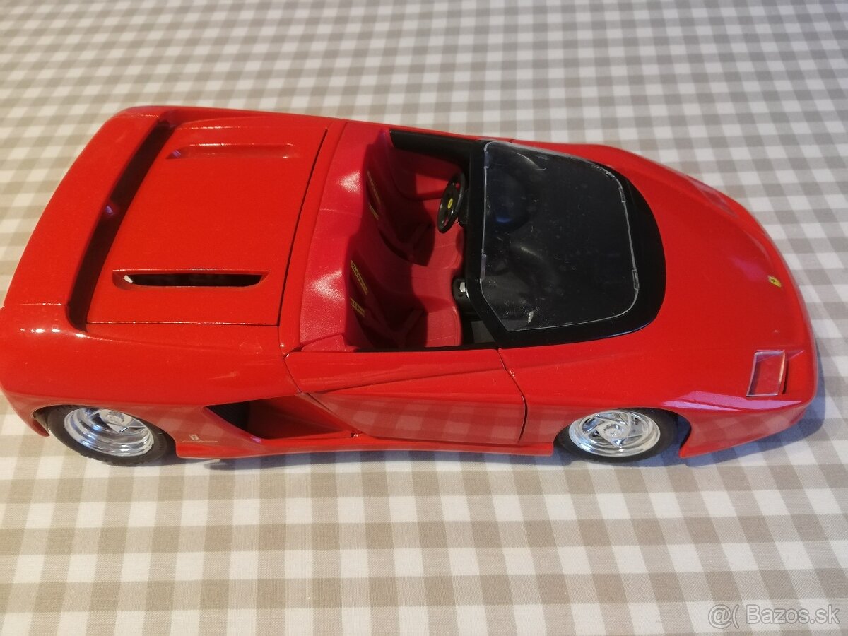 1:18 FERRARI Mythos - 10