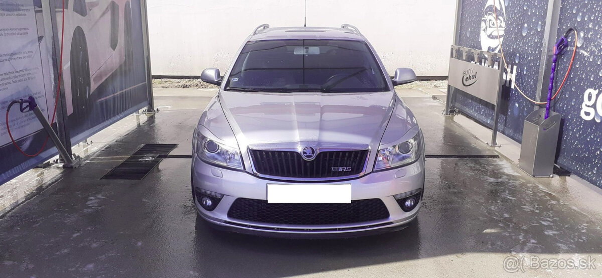 Čierne lesklé mračítka - 10